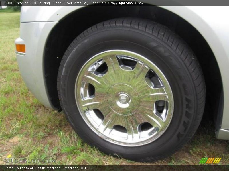 Bright Silver Metallic / Dark Slate Gray/Light Slate Gray 2006 Chrysler 300 Touring
