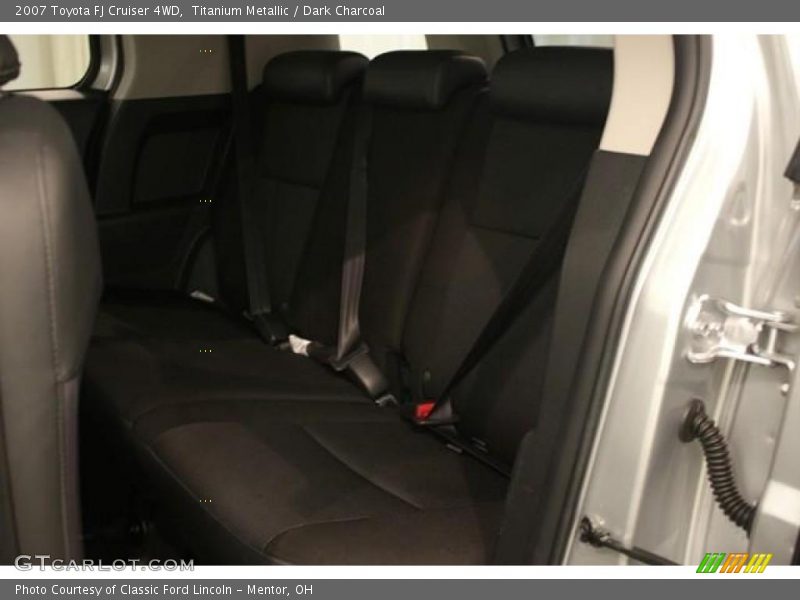 Titanium Metallic / Dark Charcoal 2007 Toyota FJ Cruiser 4WD