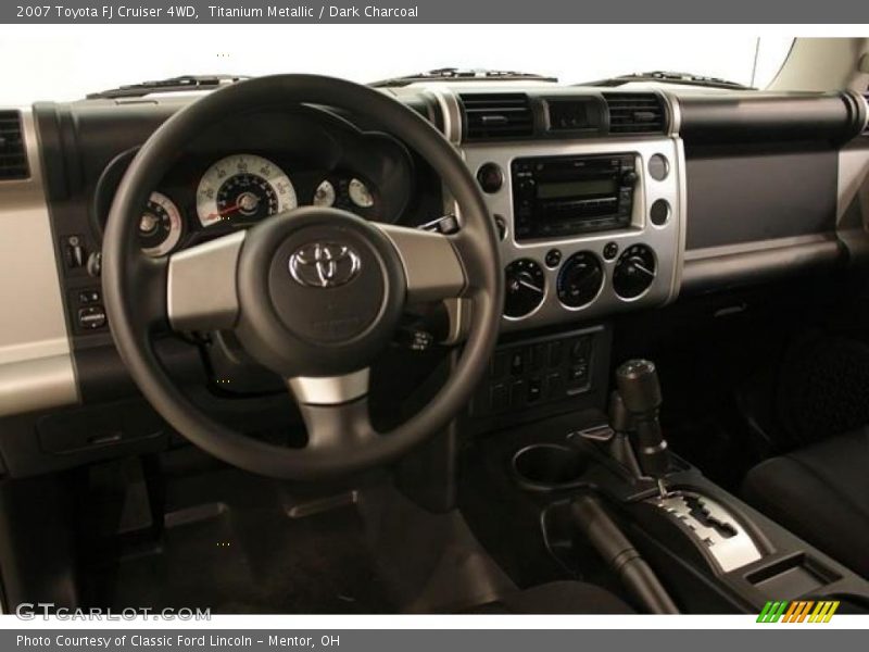 Titanium Metallic / Dark Charcoal 2007 Toyota FJ Cruiser 4WD