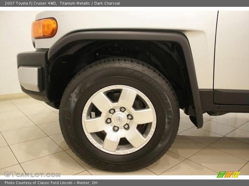 Titanium Metallic / Dark Charcoal 2007 Toyota FJ Cruiser 4WD