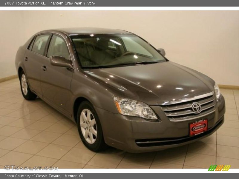 Phantom Gray Pearl / Ivory 2007 Toyota Avalon XL