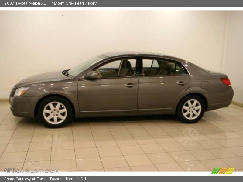 Phantom Gray Pearl / Ivory 2007 Toyota Avalon XL