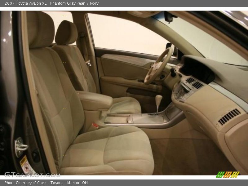 Phantom Gray Pearl / Ivory 2007 Toyota Avalon XL