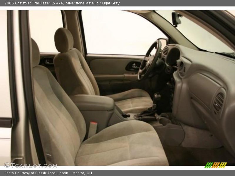 Silverstone Metallic / Light Gray 2006 Chevrolet TrailBlazer LS 4x4