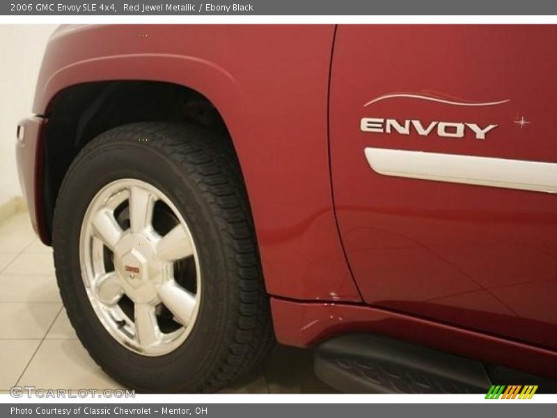 Red Jewel Metallic / Ebony Black 2006 GMC Envoy SLE 4x4