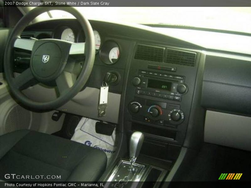 Stone White / Dark Slate Gray 2007 Dodge Charger SXT