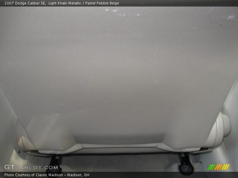 Light Khaki Metallic / Pastel Pebble Beige 2007 Dodge Caliber SE