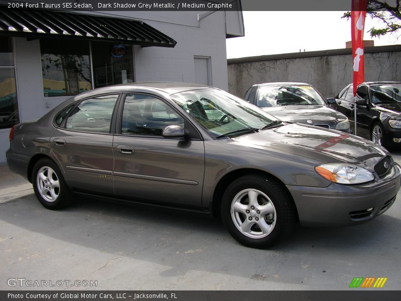 Dark Shadow Grey Metallic / Medium Graphite 2004 Ford Taurus SES Sedan