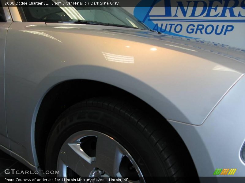 Bright Silver Metallic / Dark Slate Gray 2008 Dodge Charger SE