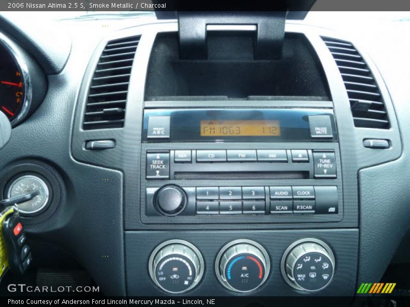 Smoke Metallic / Charcoal 2006 Nissan Altima 2.5 S