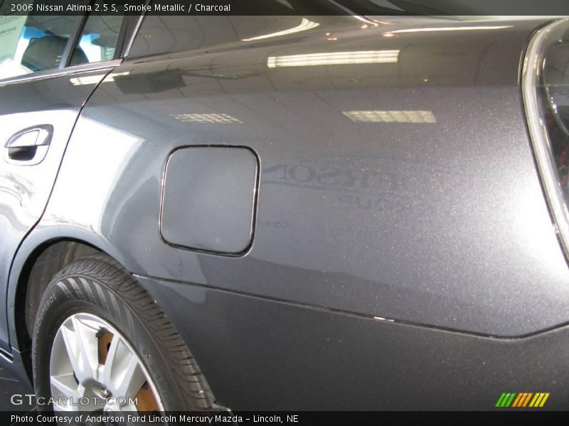 Smoke Metallic / Charcoal 2006 Nissan Altima 2.5 S