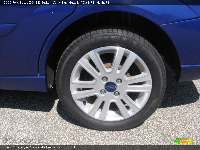 Sonic Blue Metallic / Dark Flint/Light Flint 2006 Ford Focus ZX4 SES Sedan