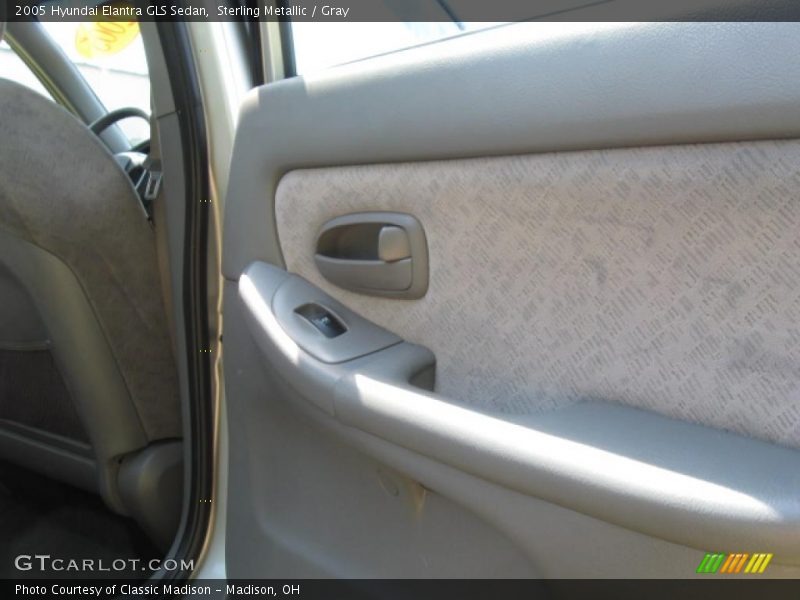 Sterling Metallic / Gray 2005 Hyundai Elantra GLS Sedan