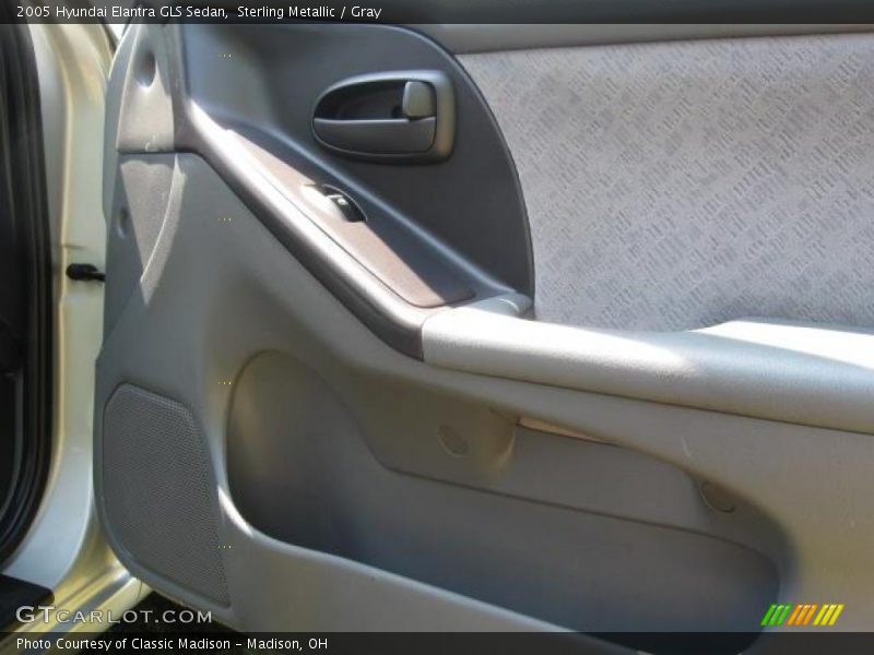Sterling Metallic / Gray 2005 Hyundai Elantra GLS Sedan