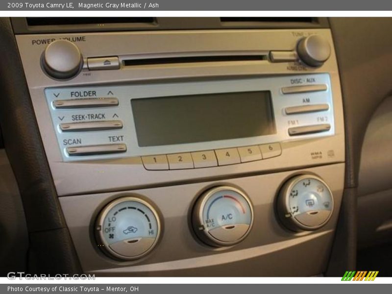 Magnetic Gray Metallic / Ash 2009 Toyota Camry LE