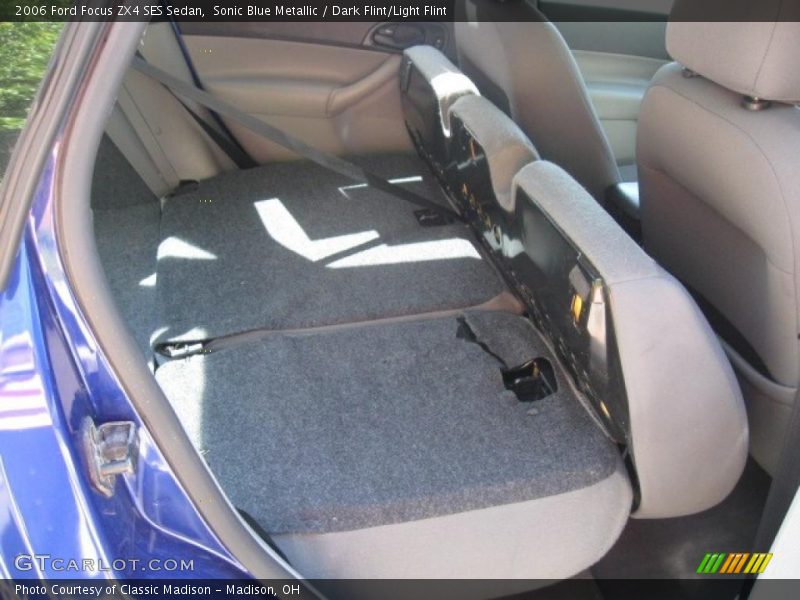 Sonic Blue Metallic / Dark Flint/Light Flint 2006 Ford Focus ZX4 SES Sedan