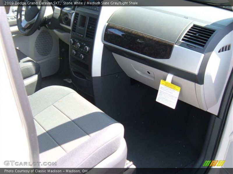 Stone White / Medium Slate Gray/Light Shale 2009 Dodge Grand Caravan SXT