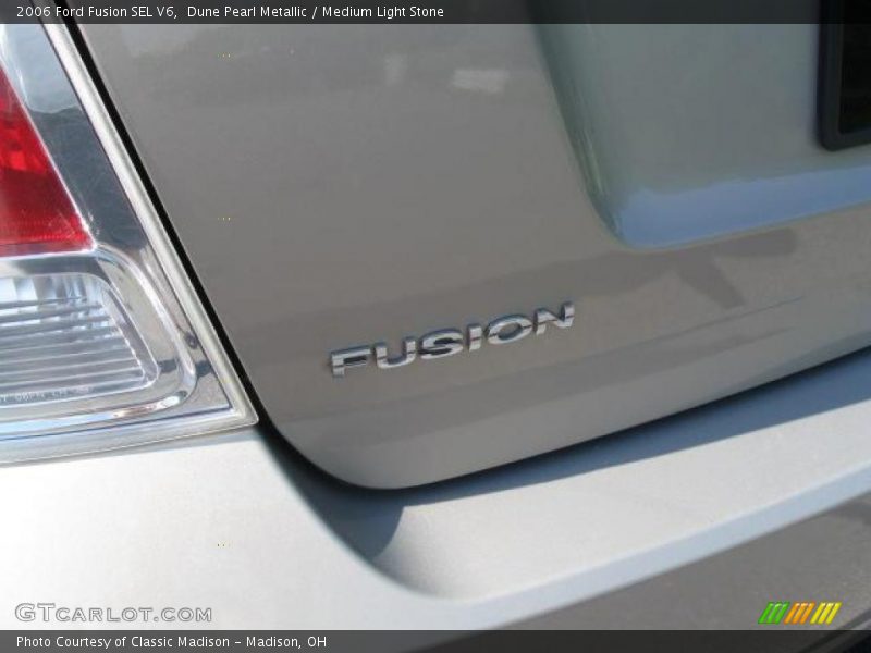 Dune Pearl Metallic / Medium Light Stone 2006 Ford Fusion SEL V6