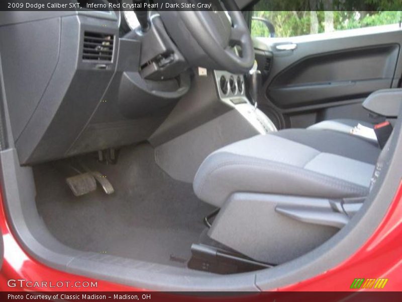 Inferno Red Crystal Pearl / Dark Slate Gray 2009 Dodge Caliber SXT