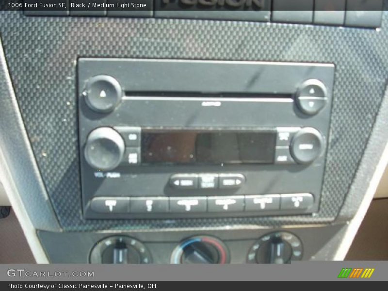 Black / Medium Light Stone 2006 Ford Fusion SE
