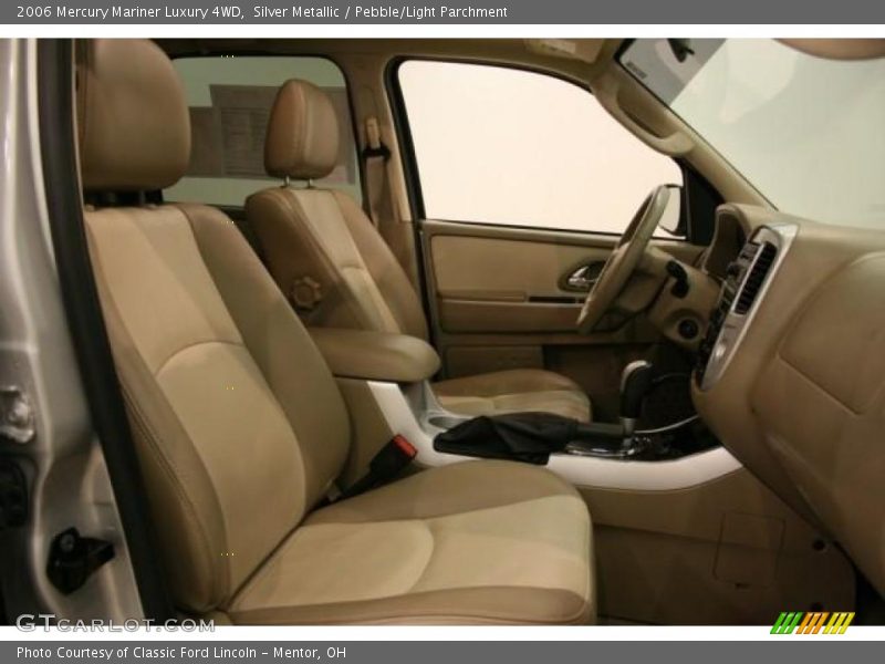 Silver Metallic / Pebble/Light Parchment 2006 Mercury Mariner Luxury 4WD