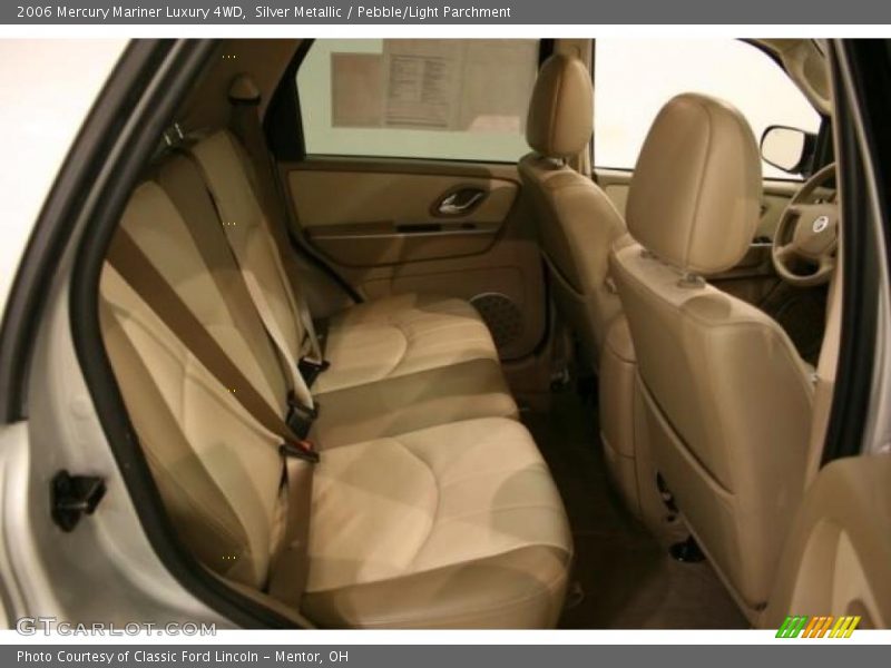 Silver Metallic / Pebble/Light Parchment 2006 Mercury Mariner Luxury 4WD