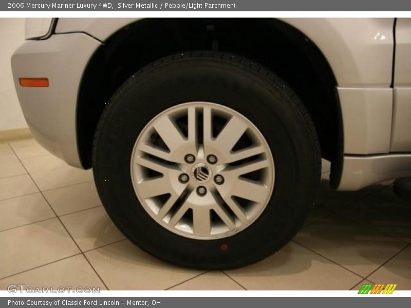 Silver Metallic / Pebble/Light Parchment 2006 Mercury Mariner Luxury 4WD