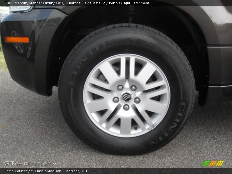 Charcoal Beige Metallic / Pebble/Light Parchment 2006 Mercury Mariner Luxury 4WD