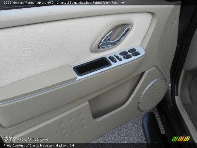 Charcoal Beige Metallic / Pebble/Light Parchment 2006 Mercury Mariner Luxury 4WD