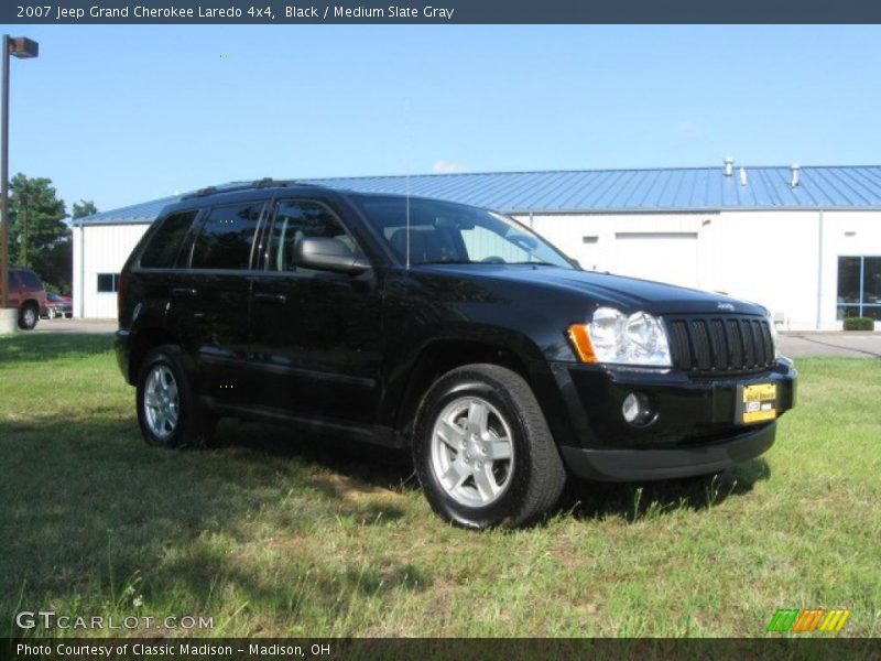 Black / Medium Slate Gray 2007 Jeep Grand Cherokee Laredo 4x4