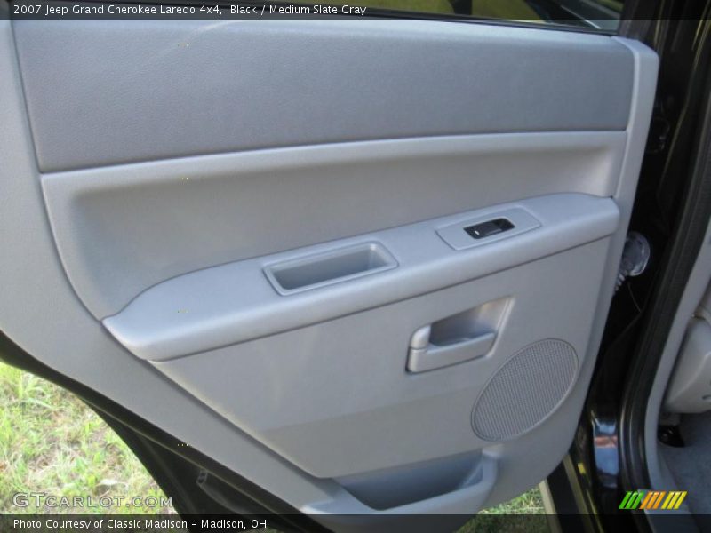 Black / Medium Slate Gray 2007 Jeep Grand Cherokee Laredo 4x4