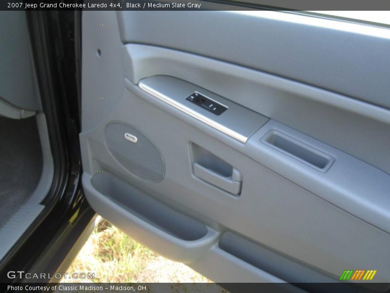 Black / Medium Slate Gray 2007 Jeep Grand Cherokee Laredo 4x4
