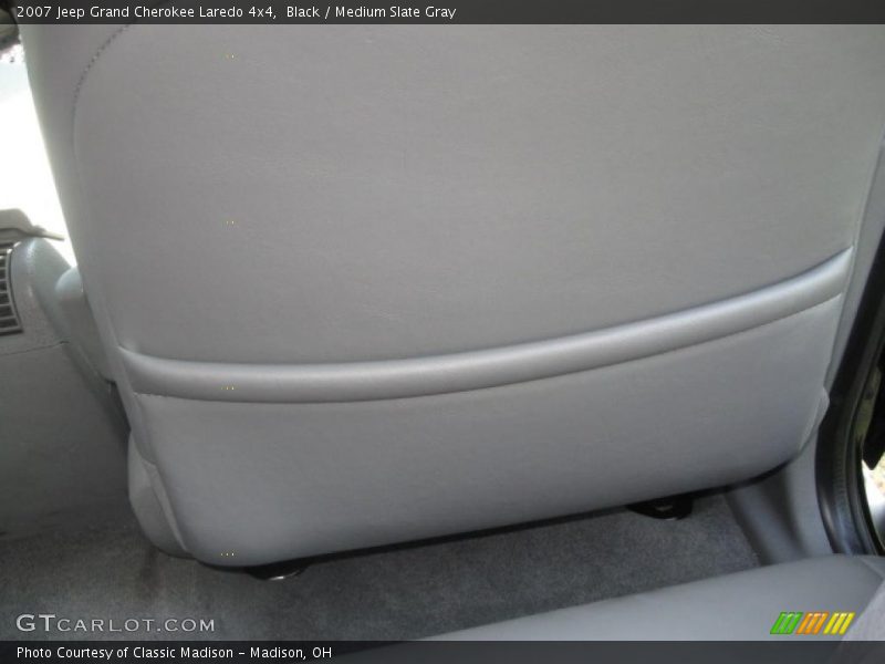 Black / Medium Slate Gray 2007 Jeep Grand Cherokee Laredo 4x4