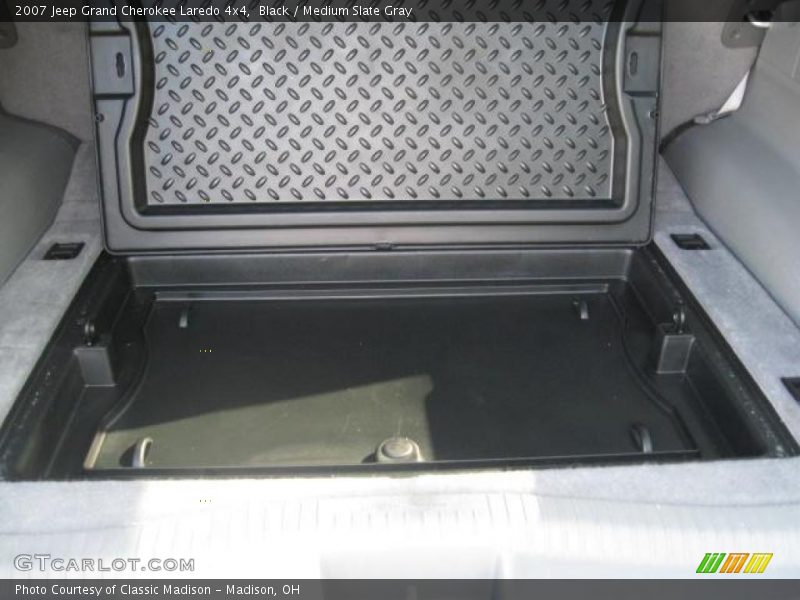 Black / Medium Slate Gray 2007 Jeep Grand Cherokee Laredo 4x4