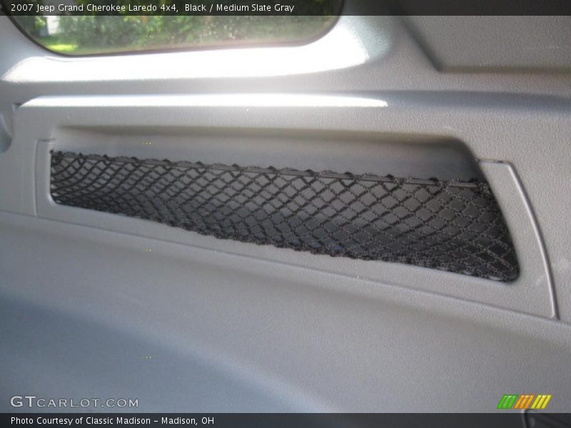 Black / Medium Slate Gray 2007 Jeep Grand Cherokee Laredo 4x4