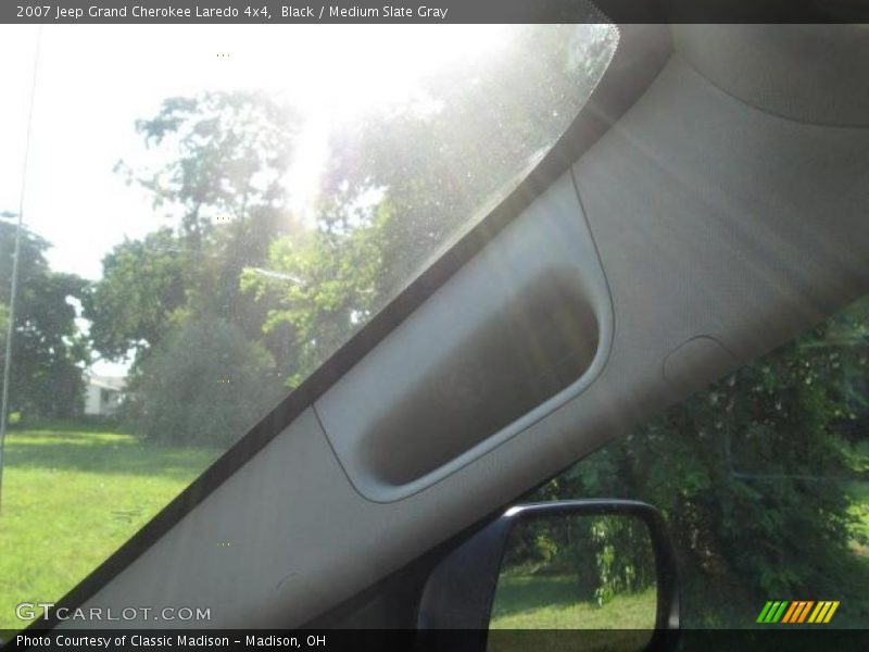 Black / Medium Slate Gray 2007 Jeep Grand Cherokee Laredo 4x4