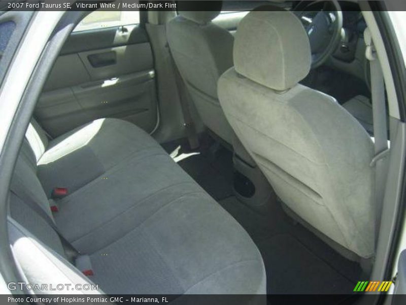 Vibrant White / Medium/Dark Flint 2007 Ford Taurus SE