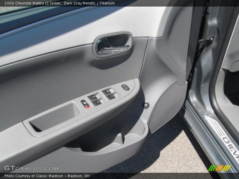 Dark Gray Metallic / Titanium 2009 Chevrolet Malibu LS Sedan