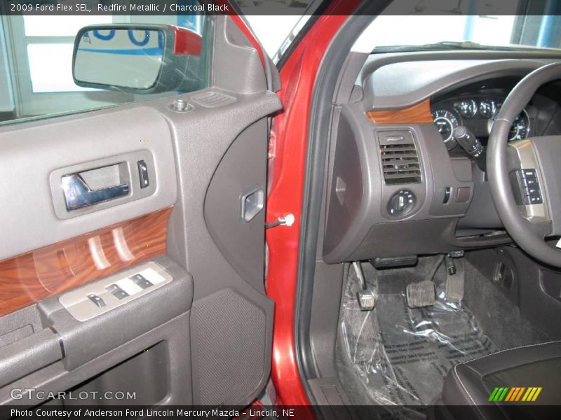 Redfire Metallic / Charcoal Black 2009 Ford Flex SEL