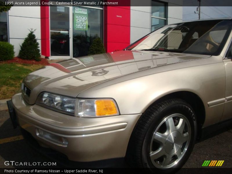 Cashmere Silver Metallic / Parchment 1995 Acura Legend L Coupe