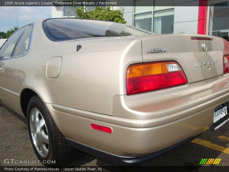 Cashmere Silver Metallic / Parchment 1995 Acura Legend L Coupe