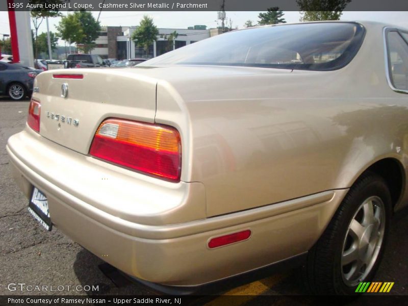 Cashmere Silver Metallic / Parchment 1995 Acura Legend L Coupe