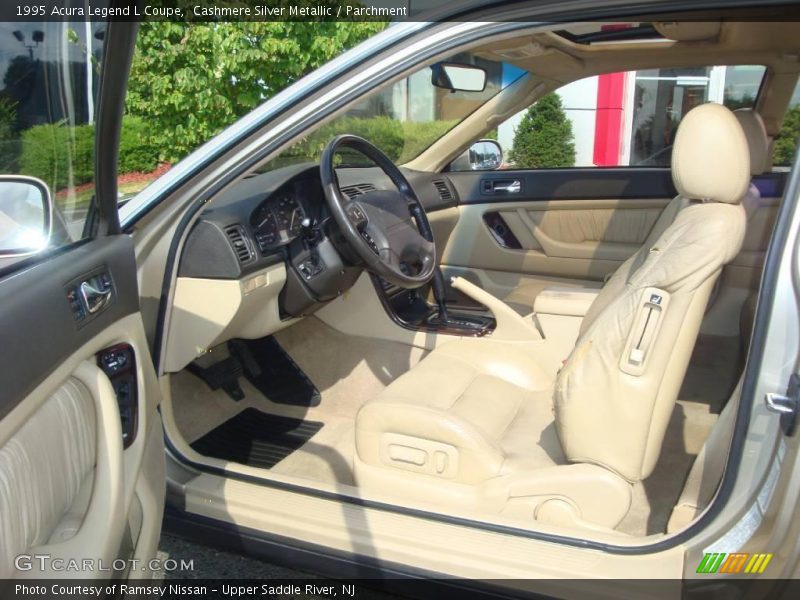 Cashmere Silver Metallic / Parchment 1995 Acura Legend L Coupe