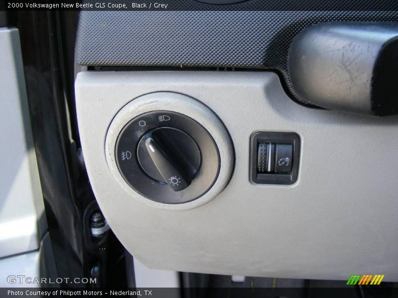 Black / Grey 2000 Volkswagen New Beetle GLS Coupe
