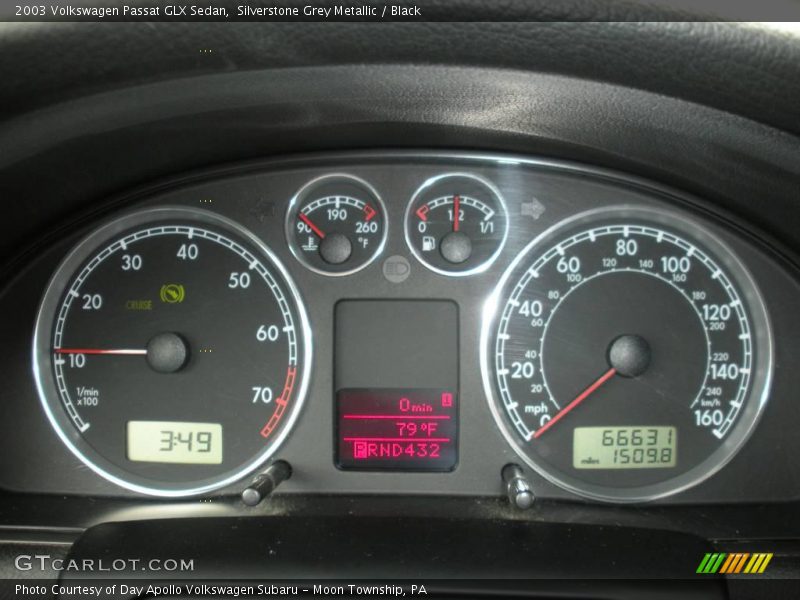 Silverstone Grey Metallic / Black 2003 Volkswagen Passat GLX Sedan