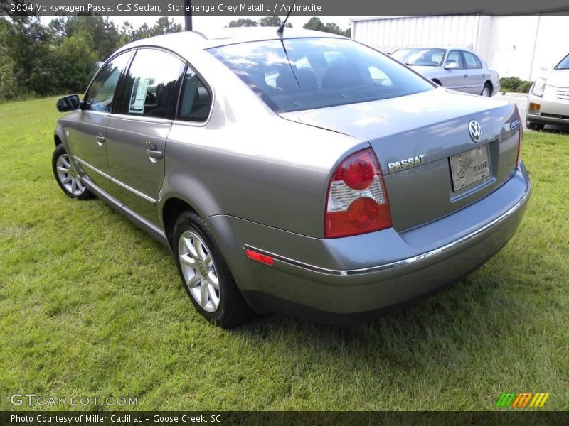 Stonehenge Grey Metallic / Anthracite 2004 Volkswagen Passat GLS Sedan