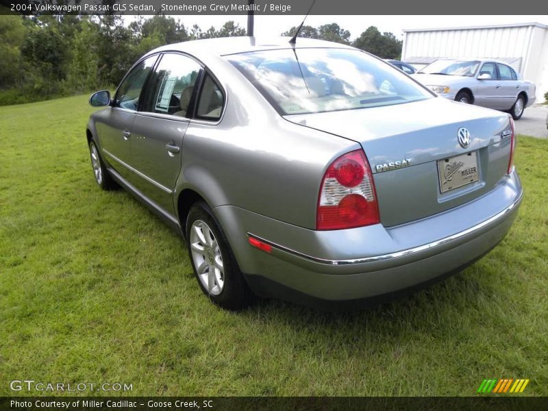 Stonehenge Grey Metallic / Beige 2004 Volkswagen Passat GLS Sedan