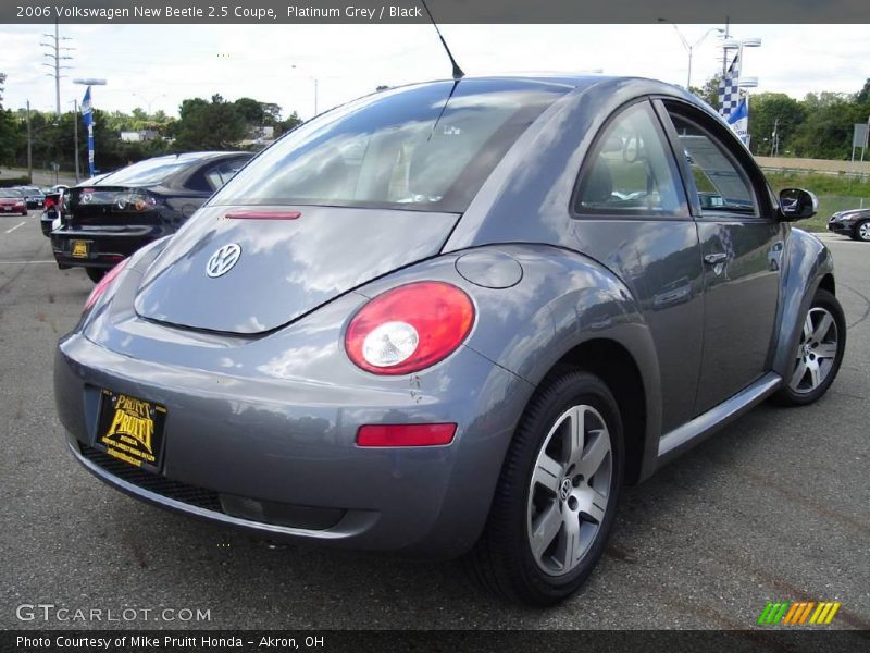 Platinum Grey / Black 2006 Volkswagen New Beetle 2.5 Coupe