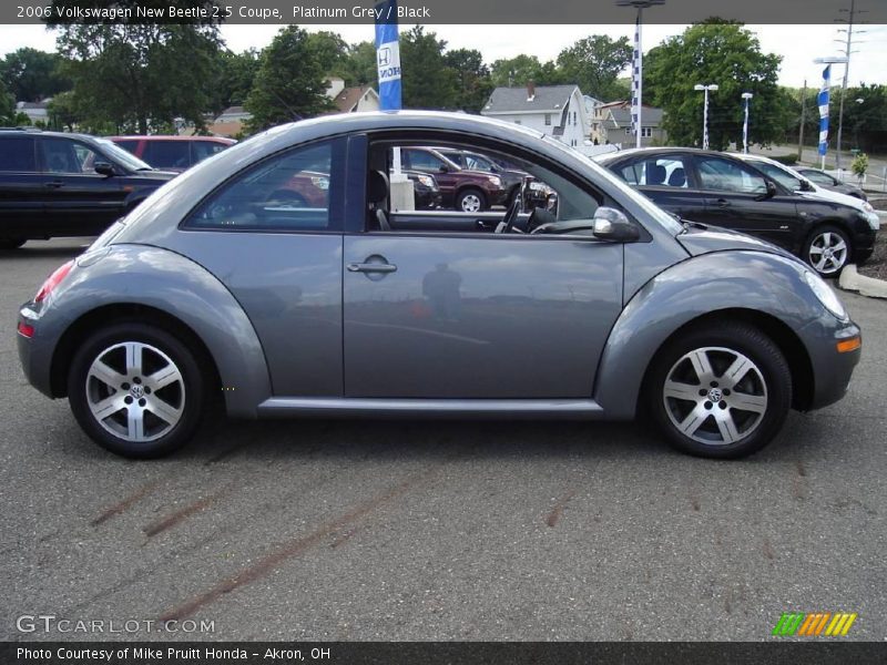 Platinum Grey / Black 2006 Volkswagen New Beetle 2.5 Coupe