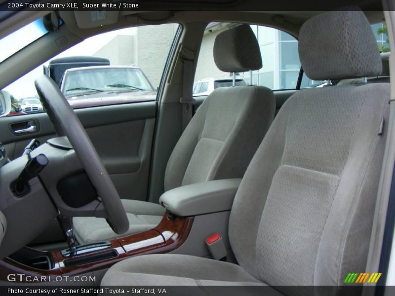 Super White / Stone 2004 Toyota Camry XLE